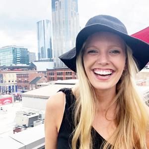 Meet your Posher, Tara